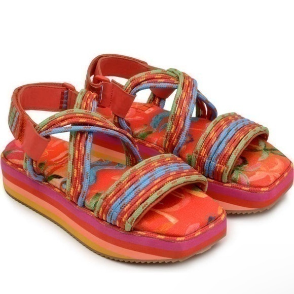 Farm Rio Sandals Size 10 - Picture 1 of 4